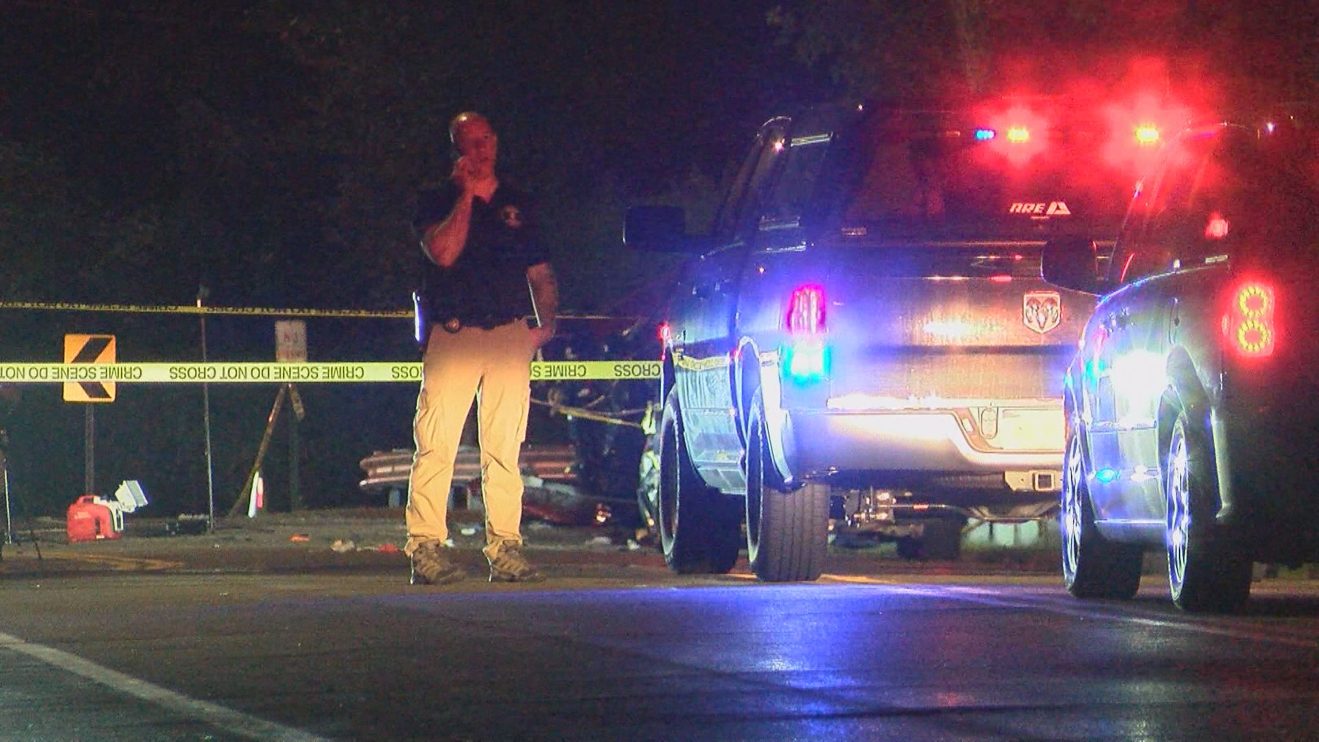 5 Dead, 1 Critical After Head on Crash in Quogue. Stringer News