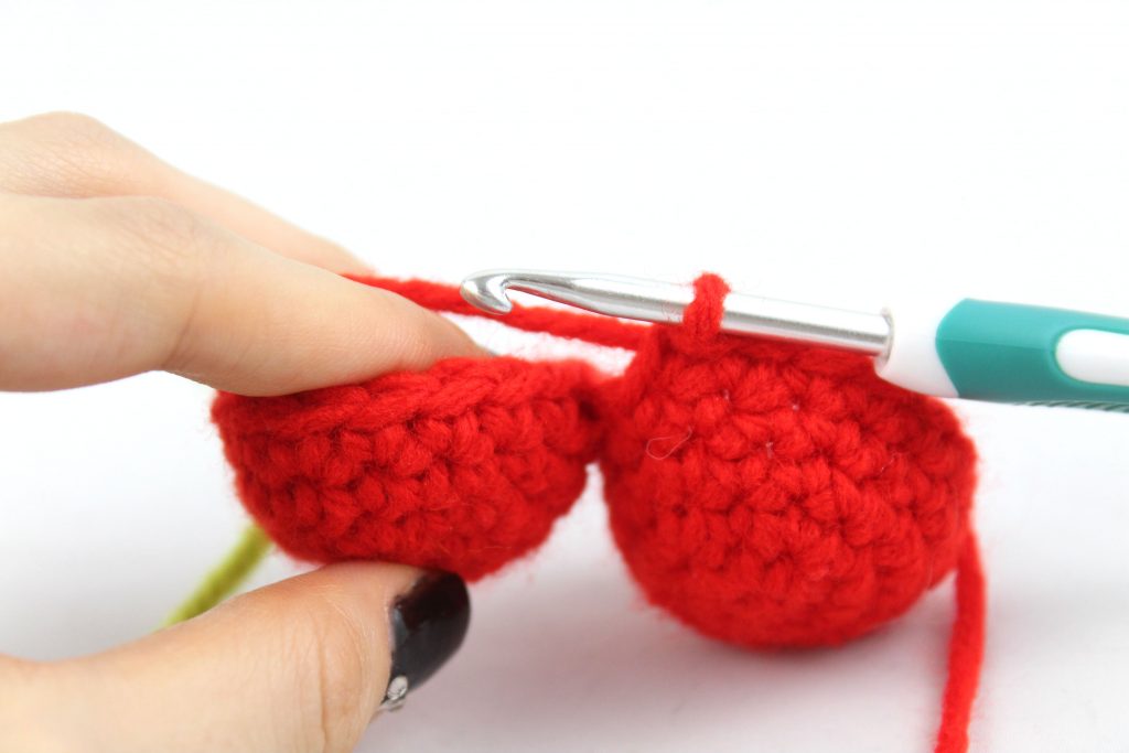 Heart Amigurumi Free Crochet Pattern StringyDingDing