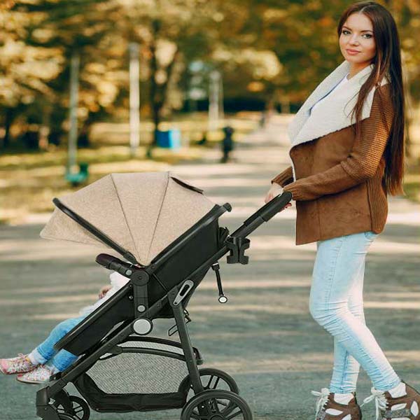 11 Best Lightweight Infant Strollers That You Can Buy In 2022