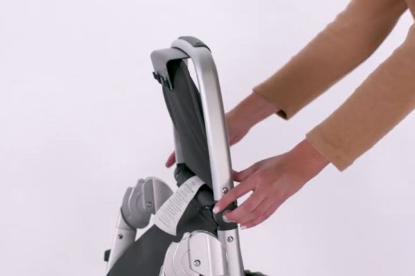 How To Fold UPPABaby Vista: Step-By-Step Guide, Carrying & Maintaining