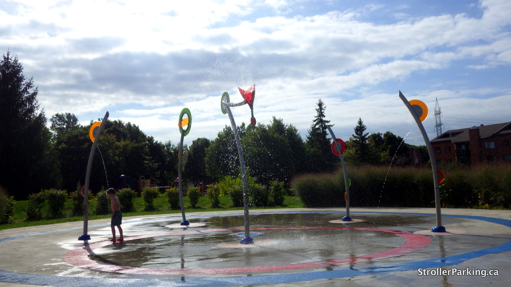 Ceres Park StrollerParking