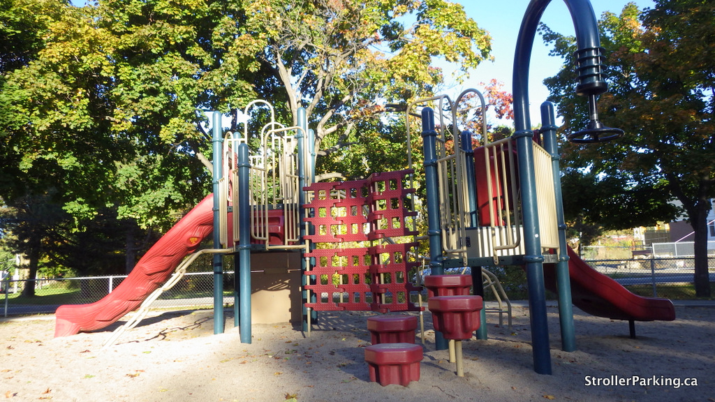 Drummond Park StrollerParking