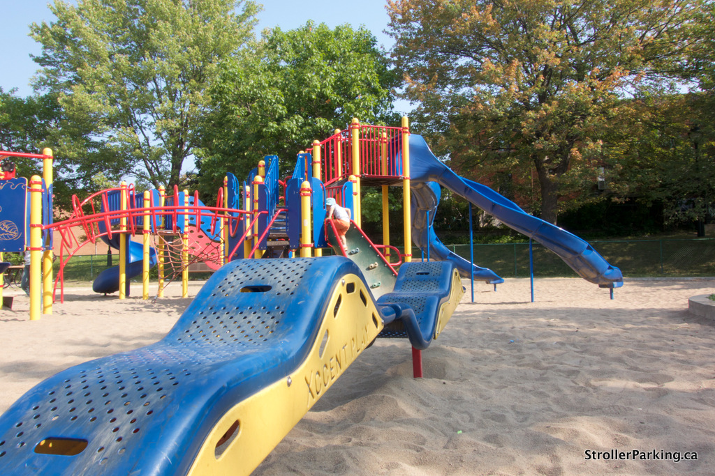 Van Horne Park StrollerParking