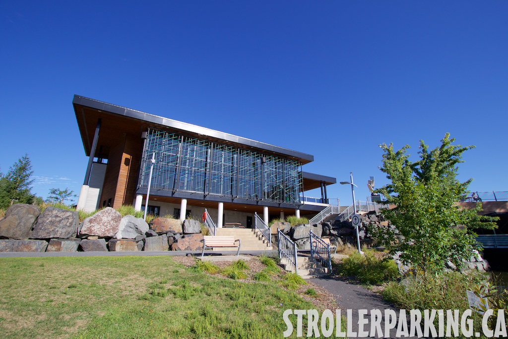 de la Cité Park (Longueuil, SaintHubert) StrollerParking