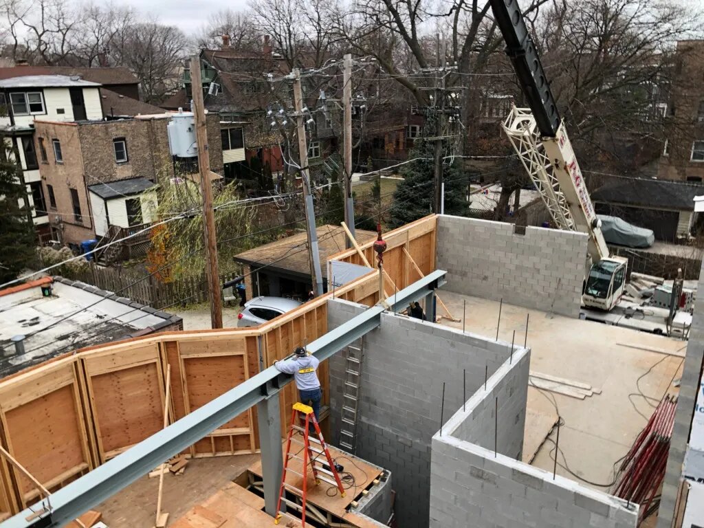 Structural steel beams for sale in Chicago. Buy Steel Online!