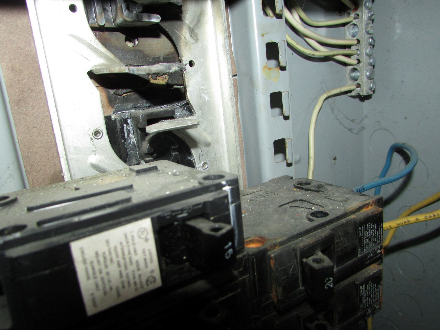 Challenger panels are fine Structure Tech Home Inspections