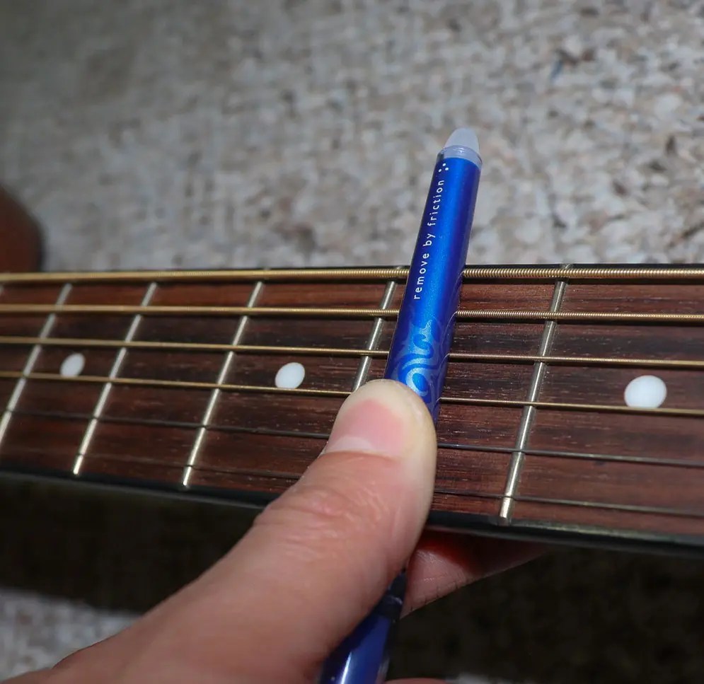 4 Steps On How To Make Homemade Guitar Capo [DIY]