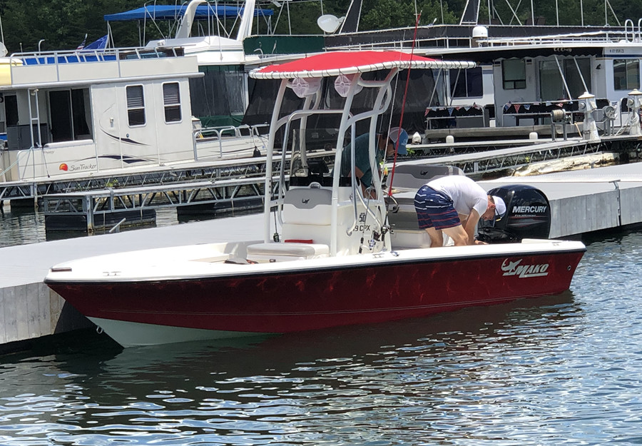 2018 Mako 19 CPX with SG600 TTop Review Stryker TTops, Universal