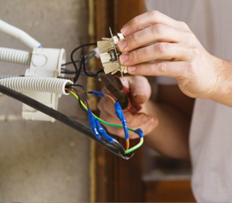 Portable Appliance Testing, Overheated Plug Socket STS Electric