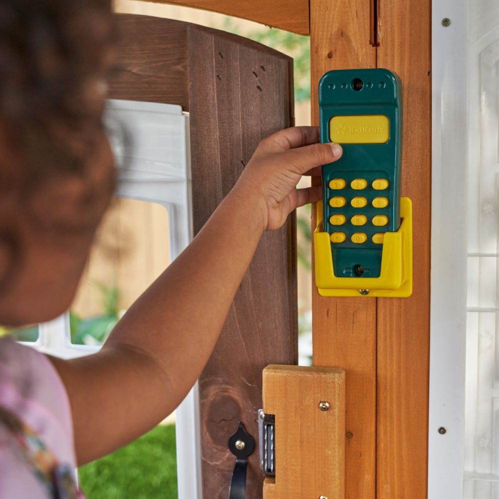Garden View Outdoor Playhouse STT Swings