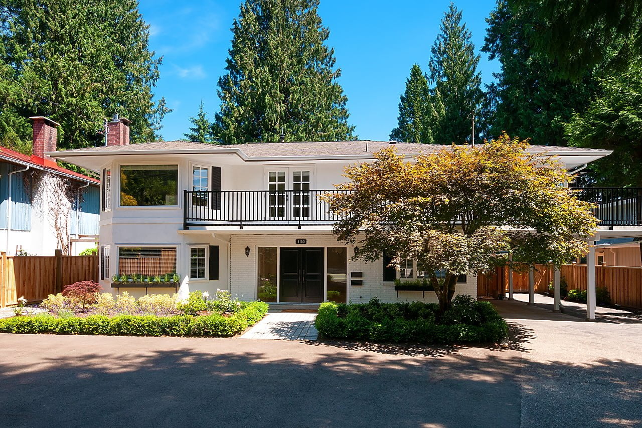 Beautifully Renovated Canyon Heights Family Home with Mortgage Helper