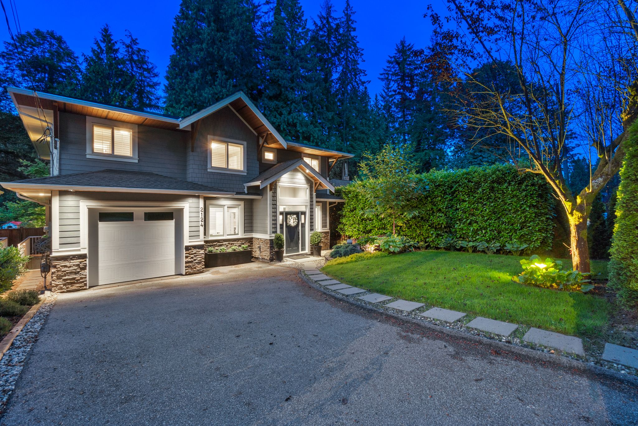 Beautiful West Coast Craftsman Home in Pemberton Heights Stu Bell