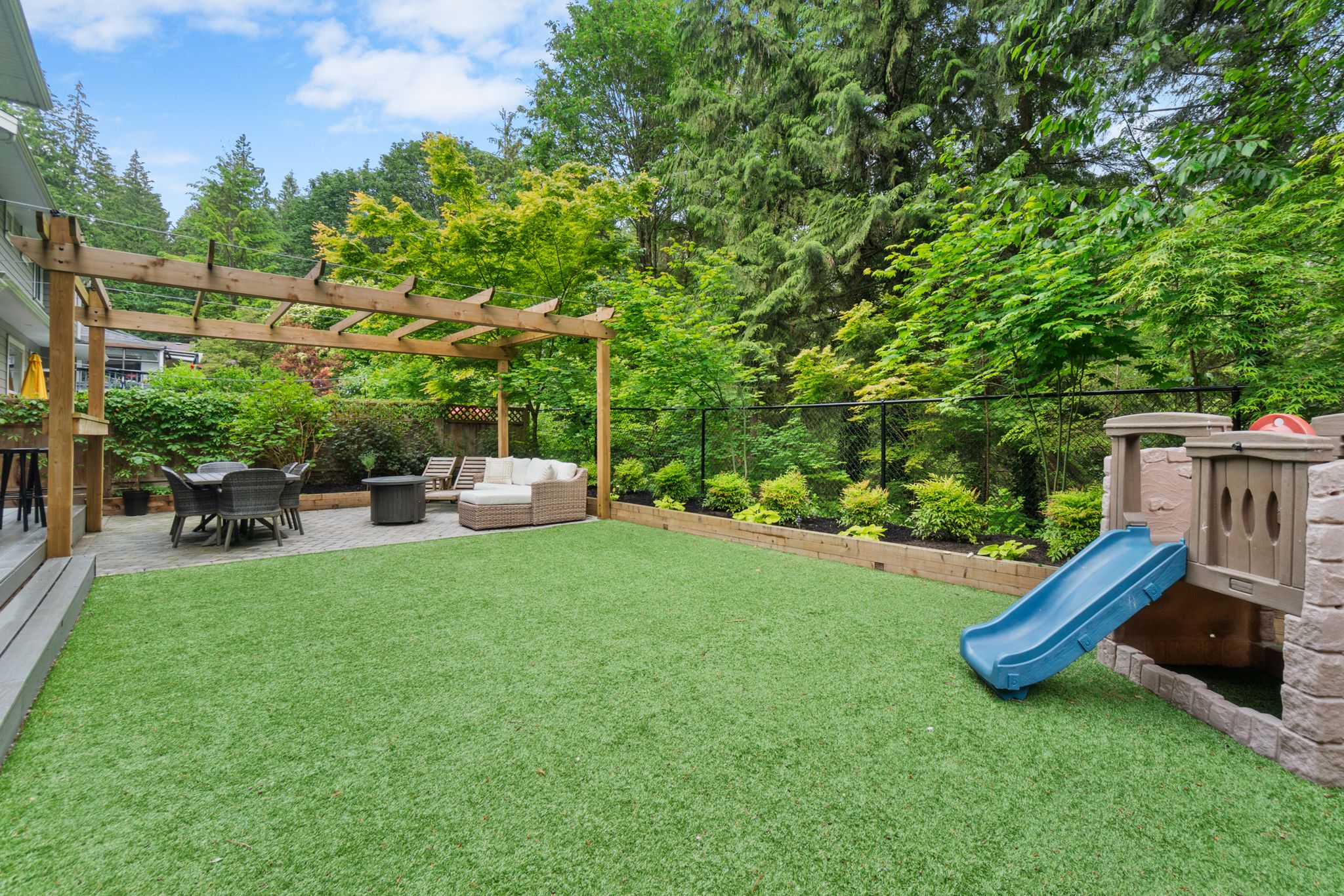 Beautiful West Coast Craftsman Home in Pemberton Heights Stu Bell