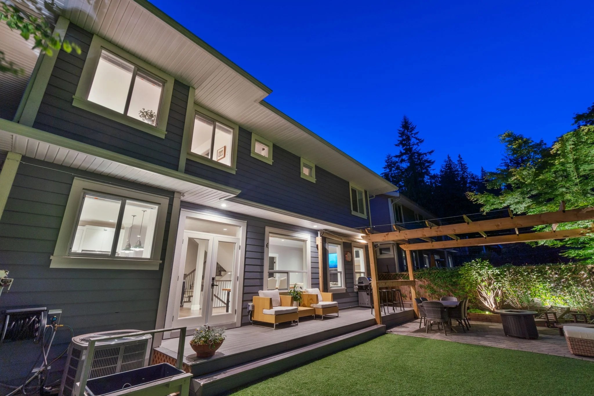 Beautiful West Coast Craftsman Home in Pemberton Heights Stu Bell