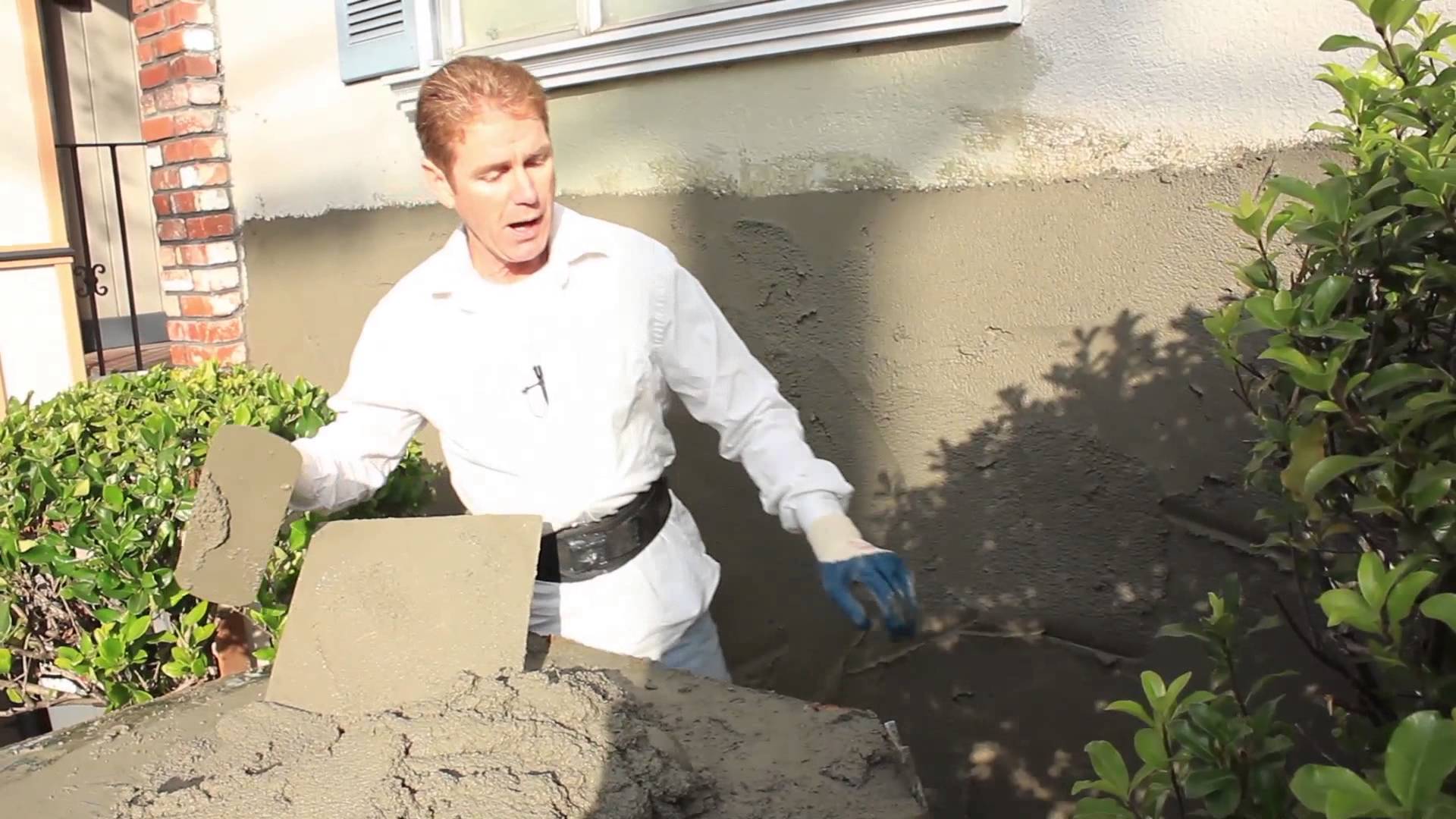 Easy instructions how to plaster an outside wall, complete details