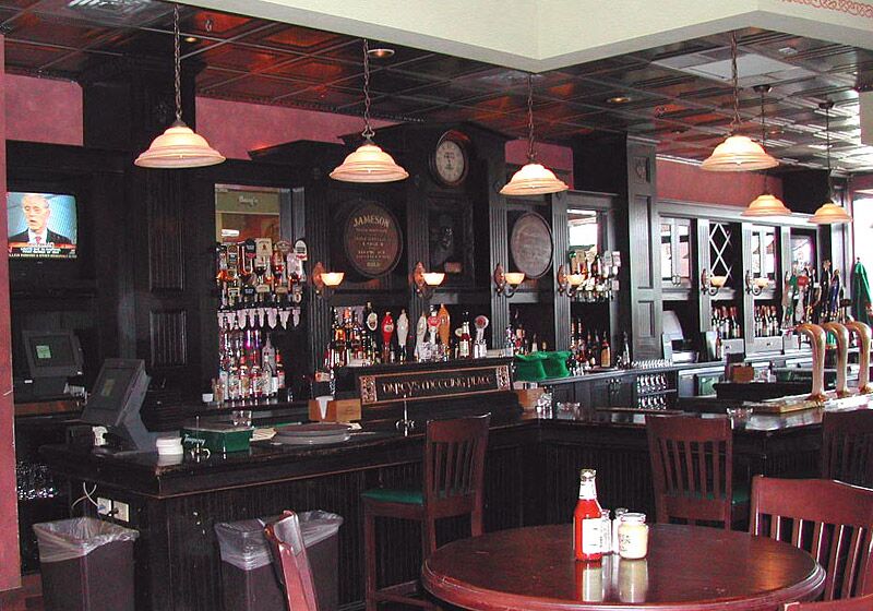 Darcy’s Pub STUDIO DH