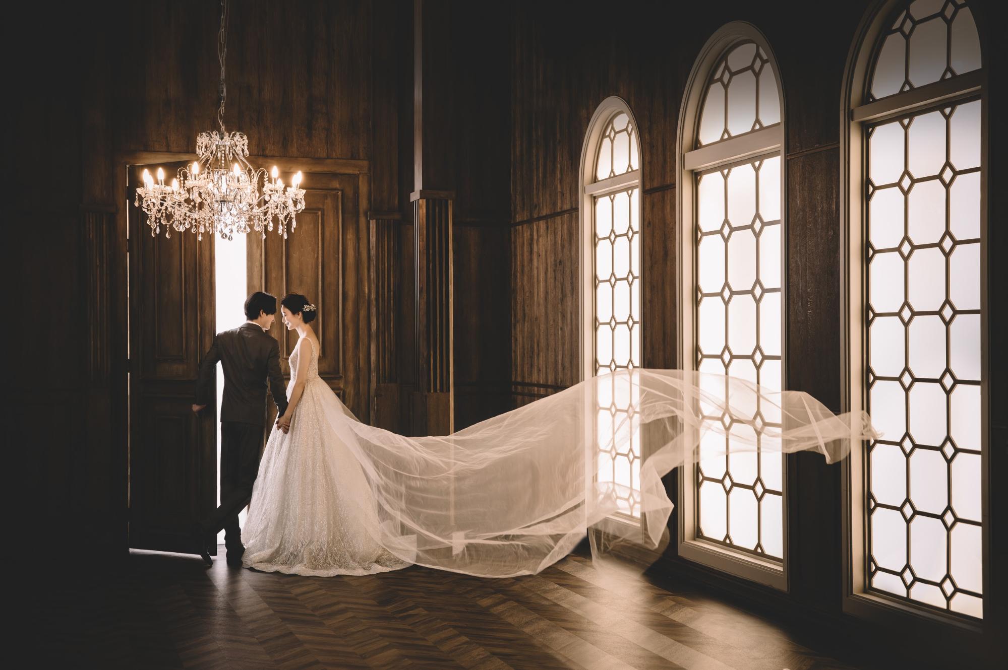 フォトウェディングや前撮りで後悔しないためには？卒花嫁様の体験談から学ぶポイント studio LUMINOUS