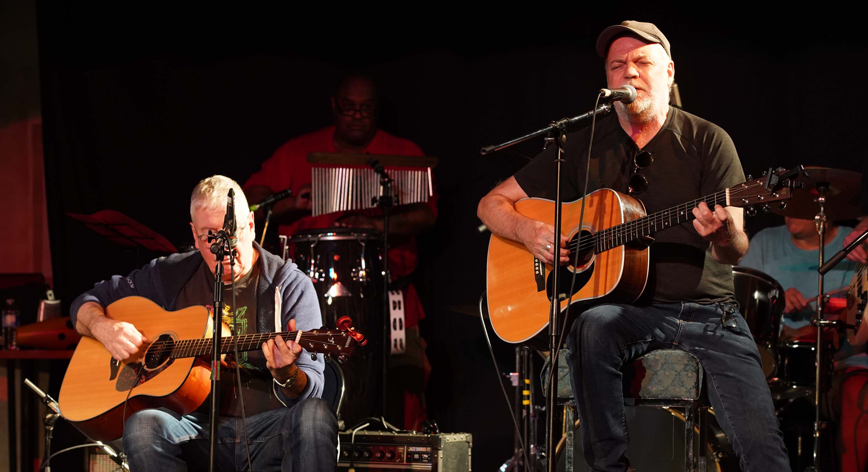 Guitar Lessons in Toronto! Private and Group! Studio 211