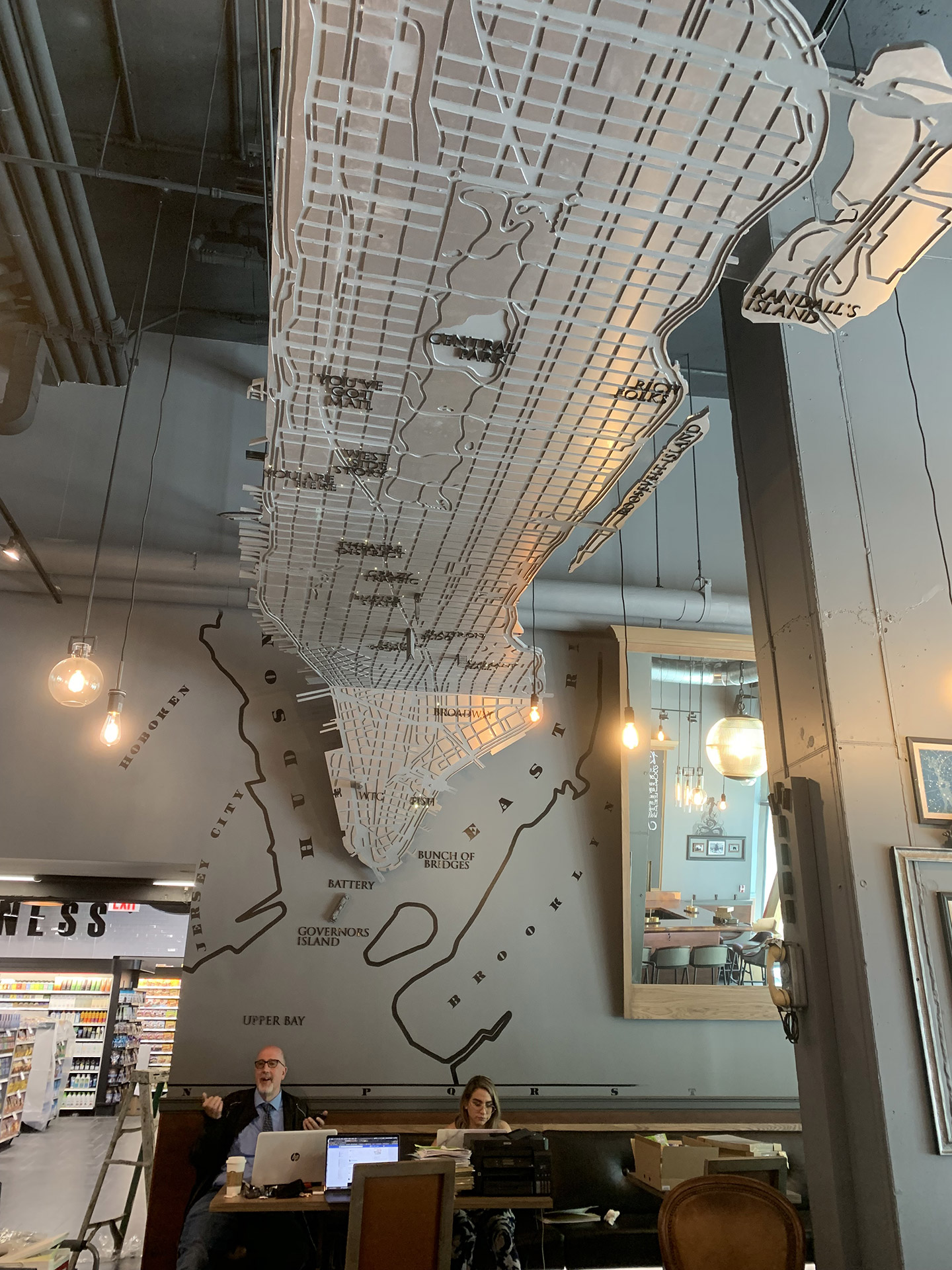 Morty’s Wine & Beer Bar studio Blu design Jaki Johnsen