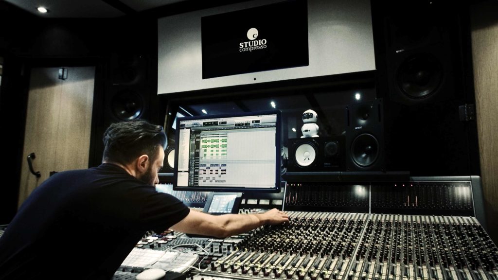 OnlineMixingBackground03 Recording Studio