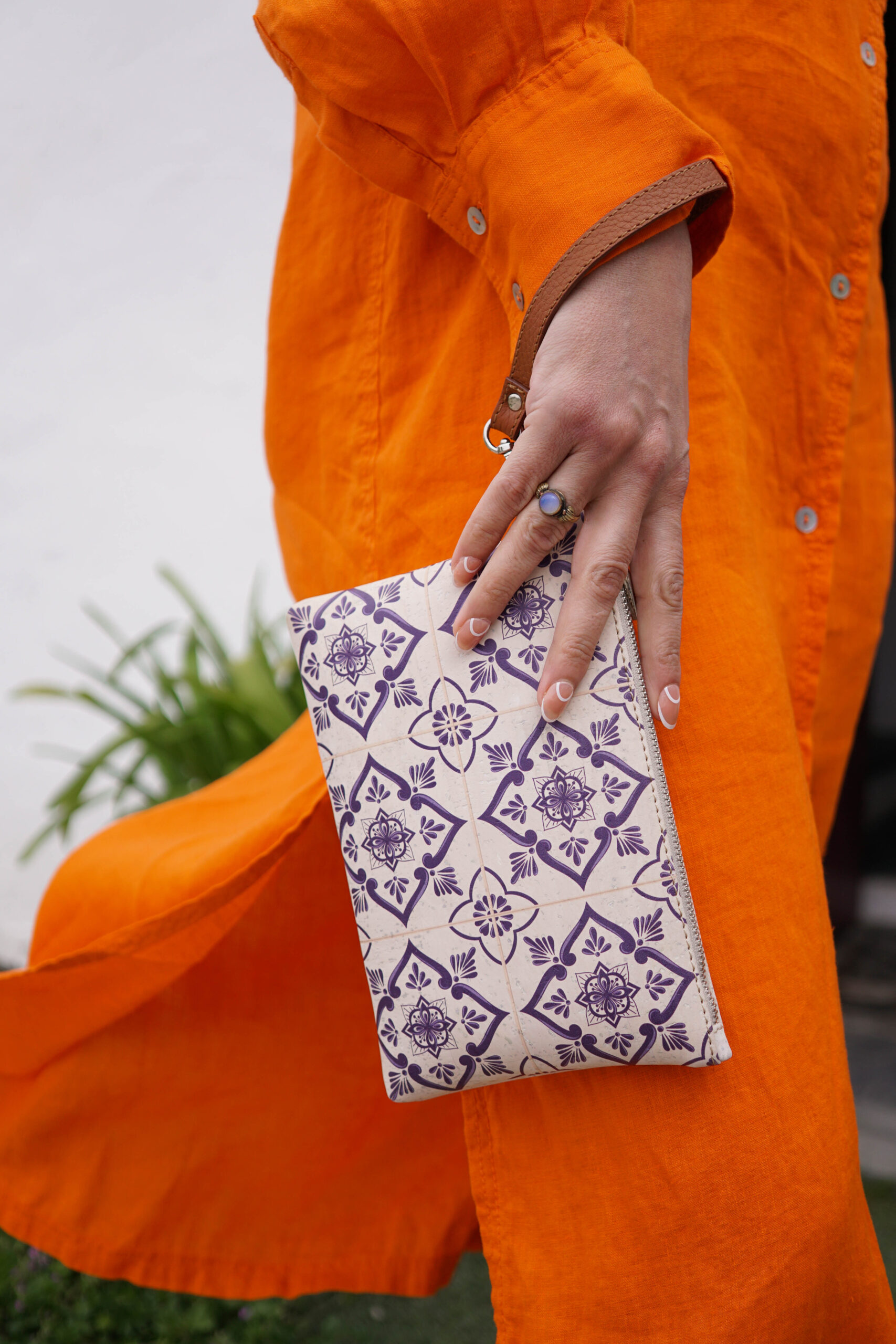 Shop now Cork Clutch Bag Typical Azulejo Fast Shipping Worldwide