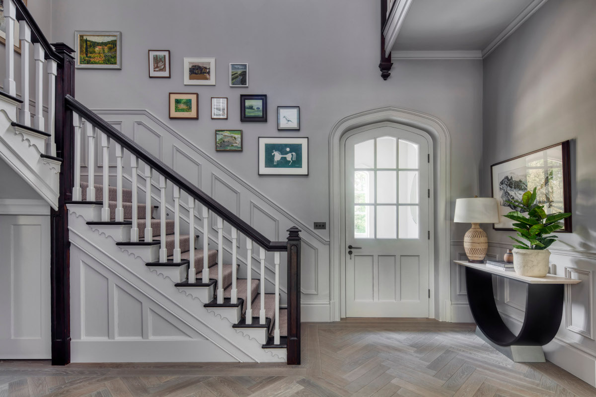 How to Decorate a Large Hallway Studio Hooton