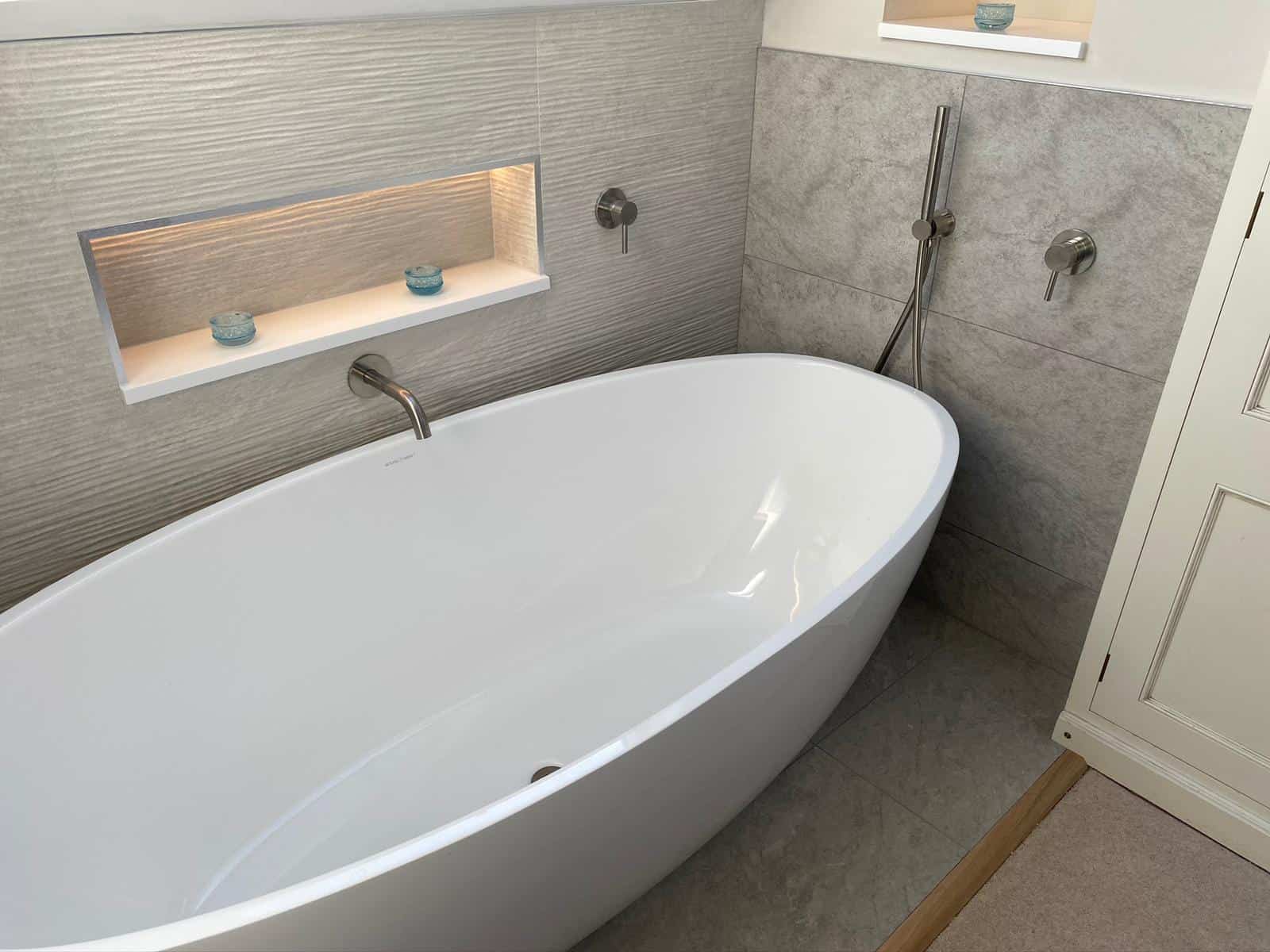 Freestanding Bath in Bedroom Studio One South West Luxury Tailor