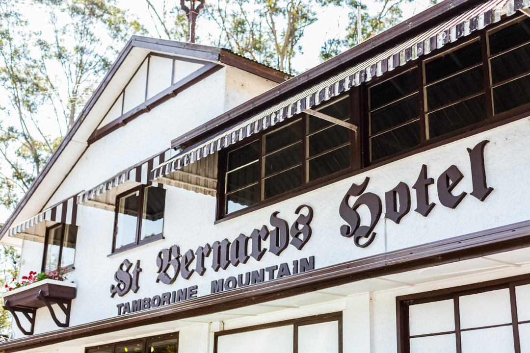 St Bernards Hotel, Mt Tamborine, Wedding Gallery Studio SW19 Wedding