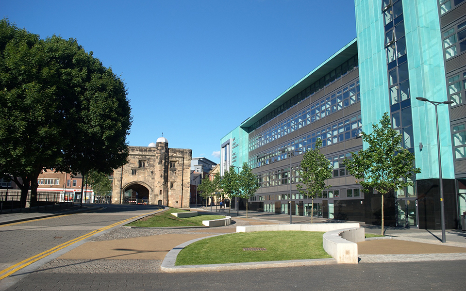 DE MONTFORT UNIVERSITY Study Net