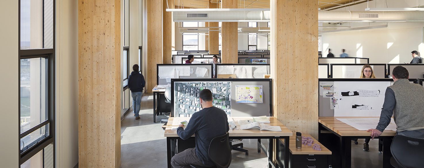 How to Select an Undergraduate Program Study Architecture