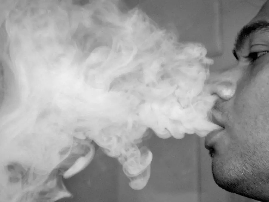 ‘Poppers’ and the Problem with Legal Highs Sold Over the Counter