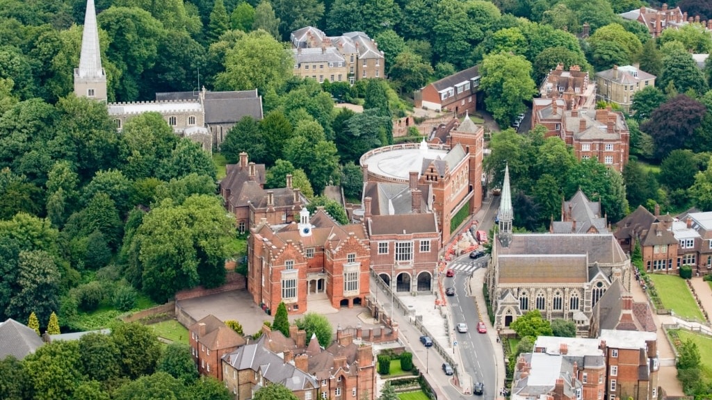 Admission to Harrow School Studycor
