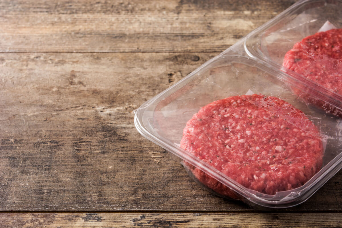 Nearly 10,000 chemicals leaching from plastic containers into food