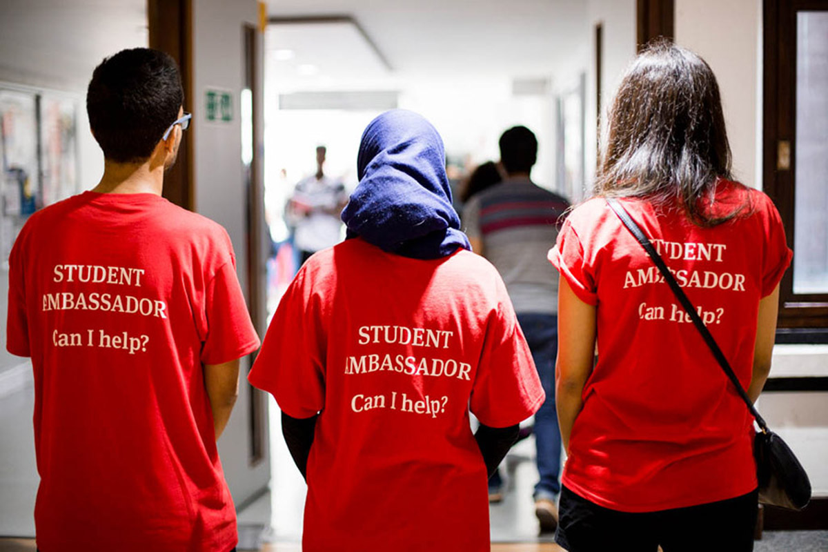 Why you should a student ambassador when you study in the UK