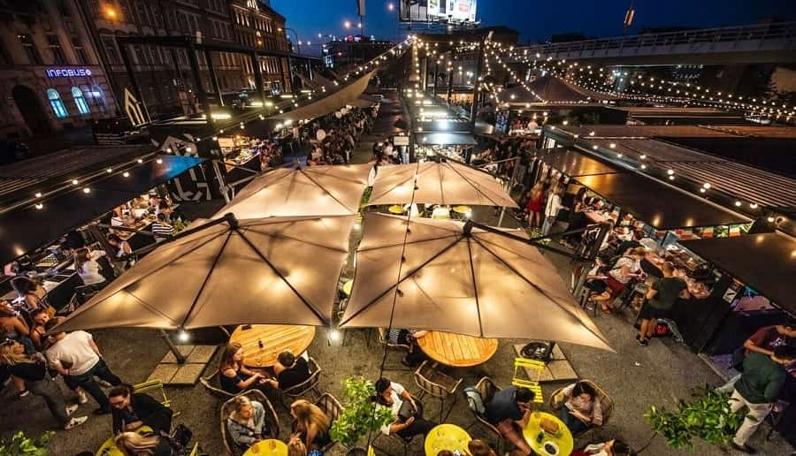 Unusual bars in Prague and the best night clubs