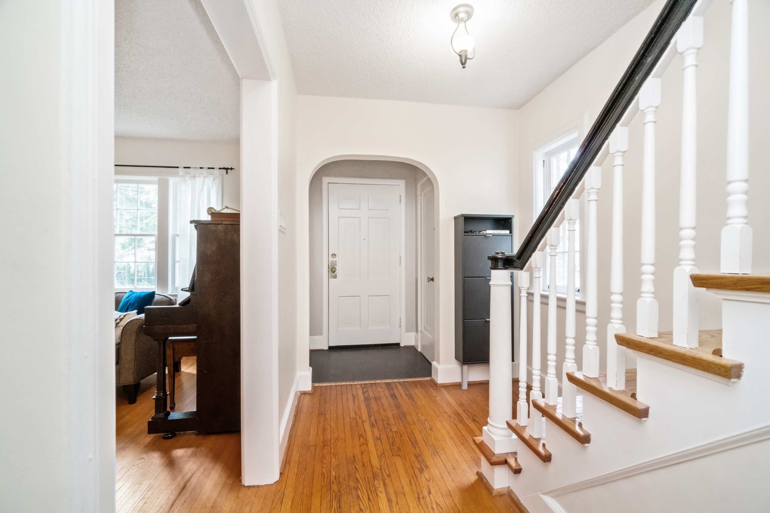 17 Sunnybrook Rd StuSells.ca Toronto Real Estate Agents