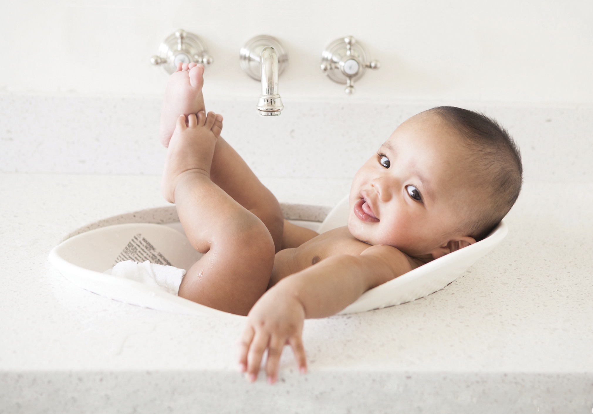 Puj Flyte Compact Infant Bath Sh!t That Worked For Us