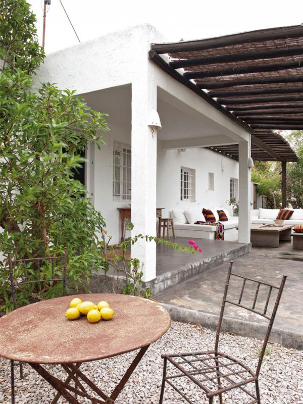 A NATURAL STYLE SUMMER HOME ON THE STYLE FILES
