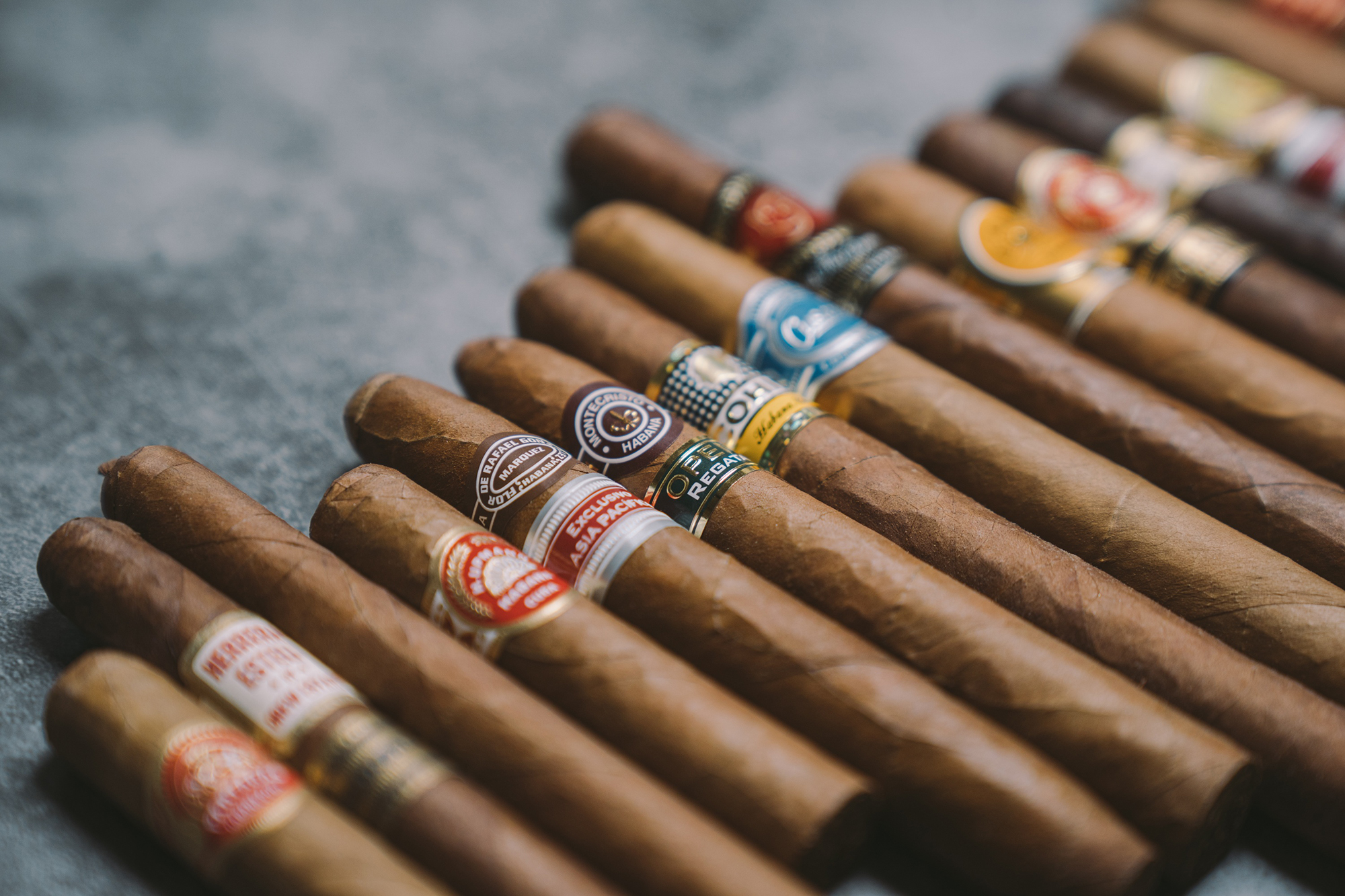 A Beginner's Guide to Cigars 1792 Style