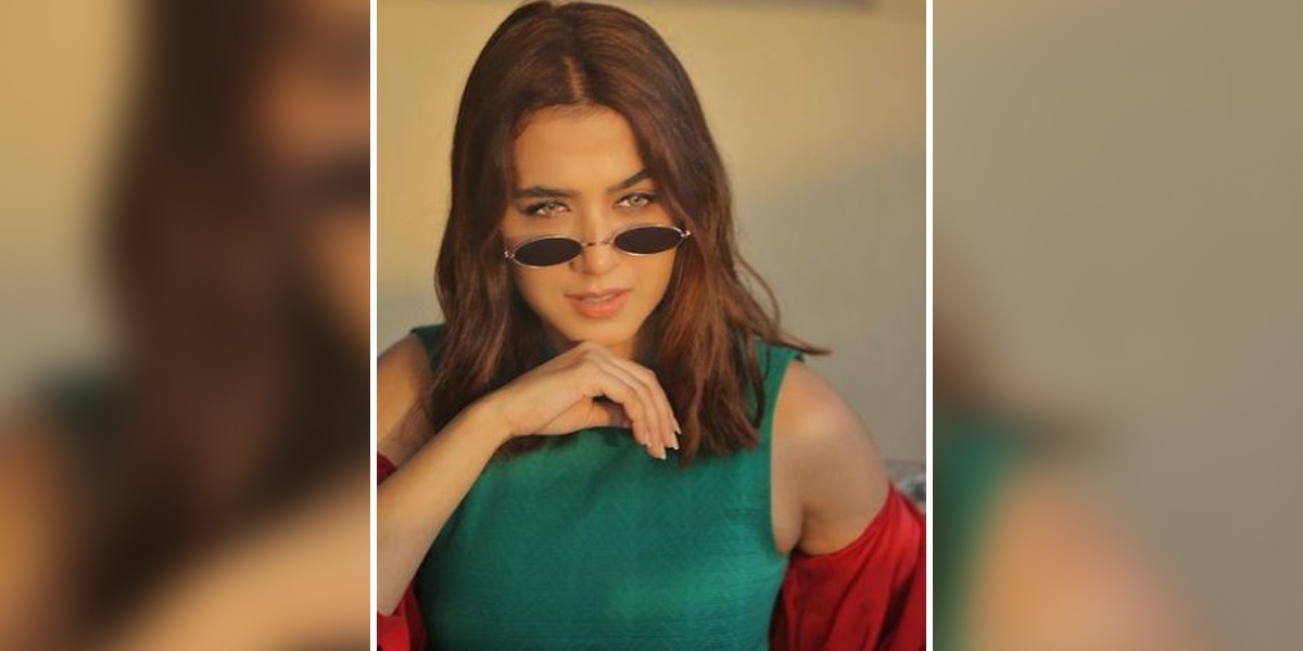 Mansha Pasha Looks Exquisite In Her Emerald Green Top