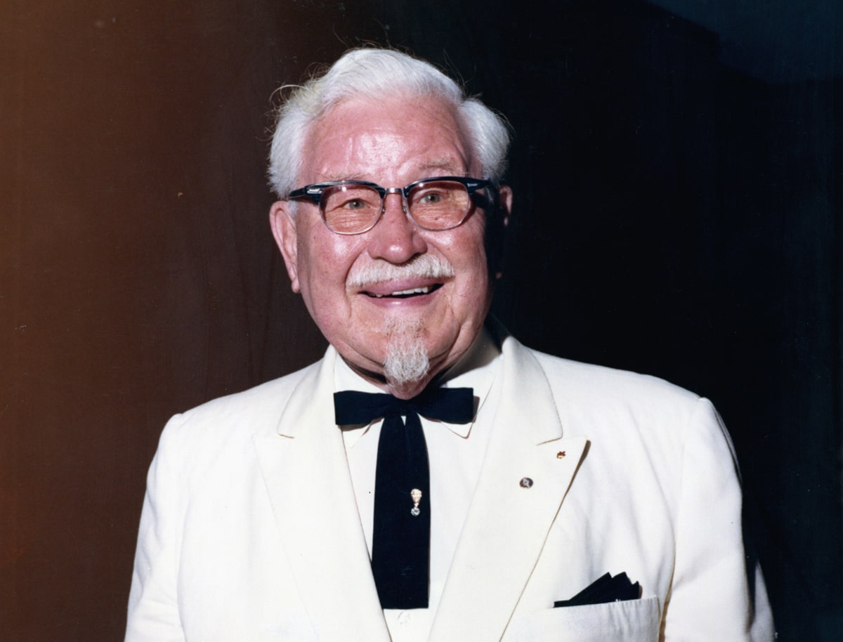 El Coronel Sanders y su amor por México Style by ShockVisual