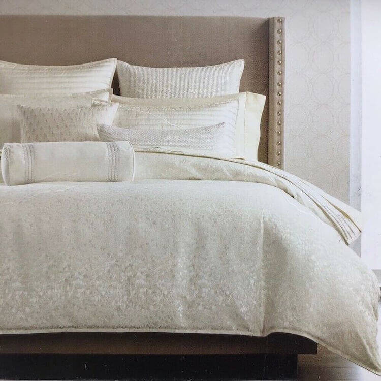 Hotel Collection Plume Full/Queen Duvet + 2 Standard Shams