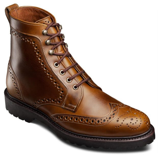 8 Essential Men's Wardrobe Pieces