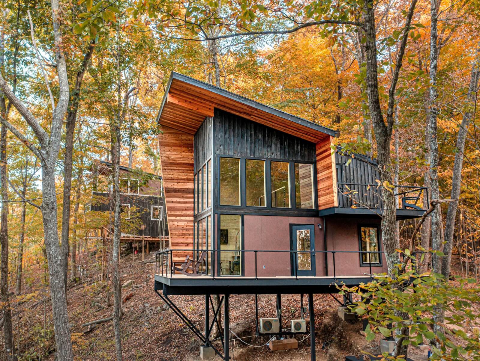 4 Reasons to Book the Tree Lofts for Your Next Getaway