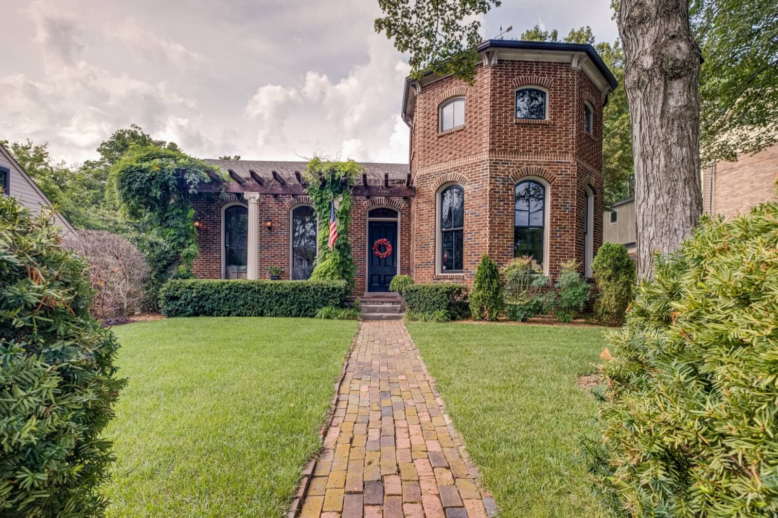 2000 Sweetbriar Avenue, Nashville TN StyleBlueprint