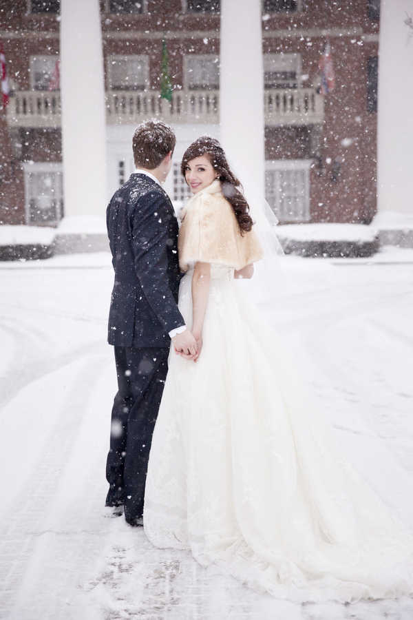 6 Reason to Consider a Winter Wedding StyleCaster