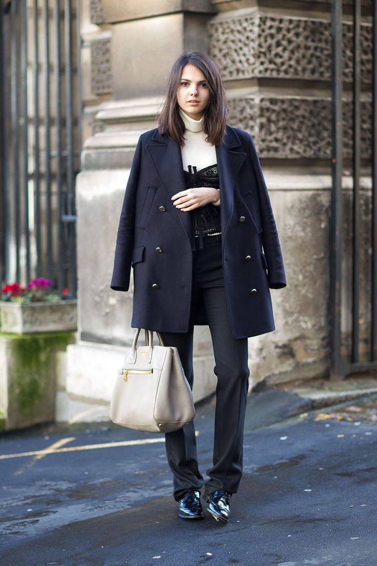 25 Ways to Style a Navy Blue Coat StyleCaster