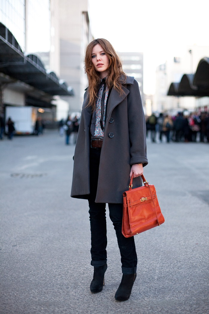 Outfits That’ll Make you Want a Grey Winter Coat StyleCaster