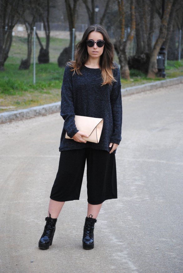 20 Ways to Wear Sweaters in the Spring StyleCaster