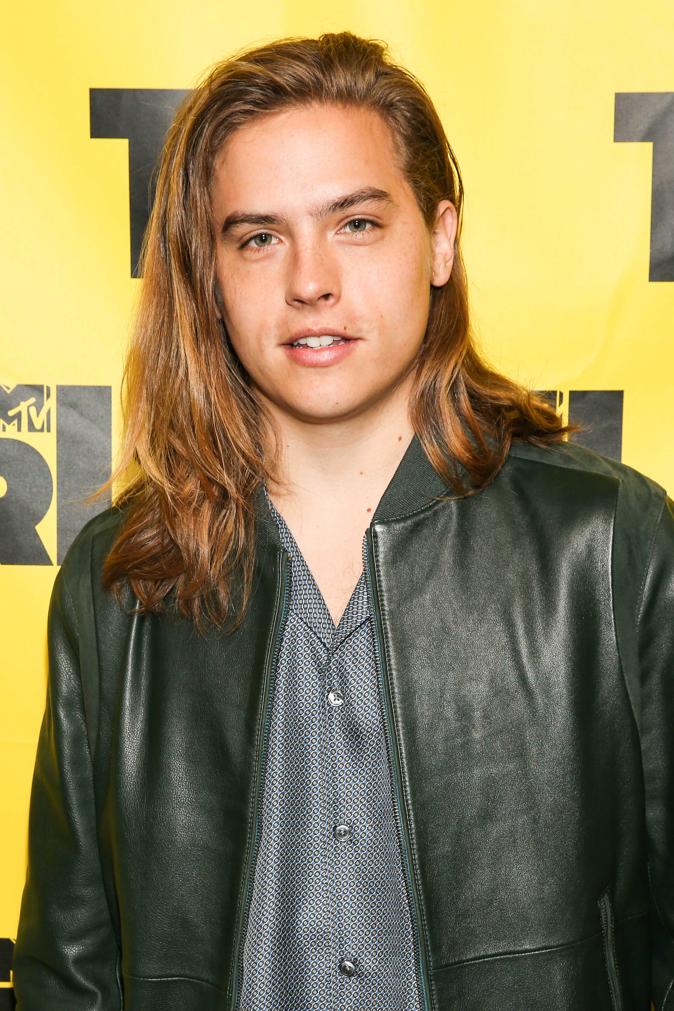 Dylan Sprouse Social Media(04)